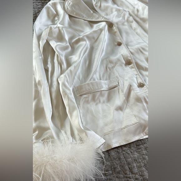 Danica Feather Trim Lounge set - Picture 3 of 3